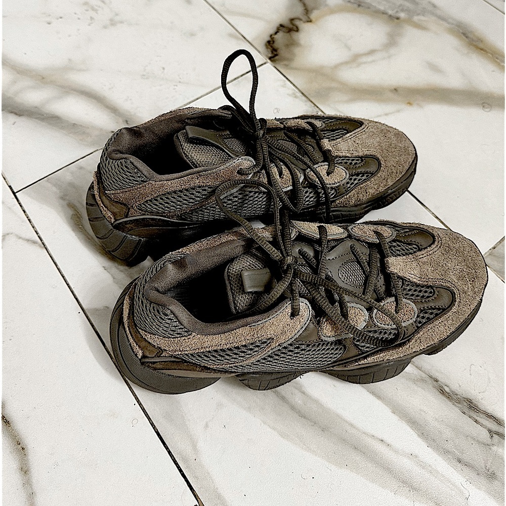 Yeezy 500 Clay